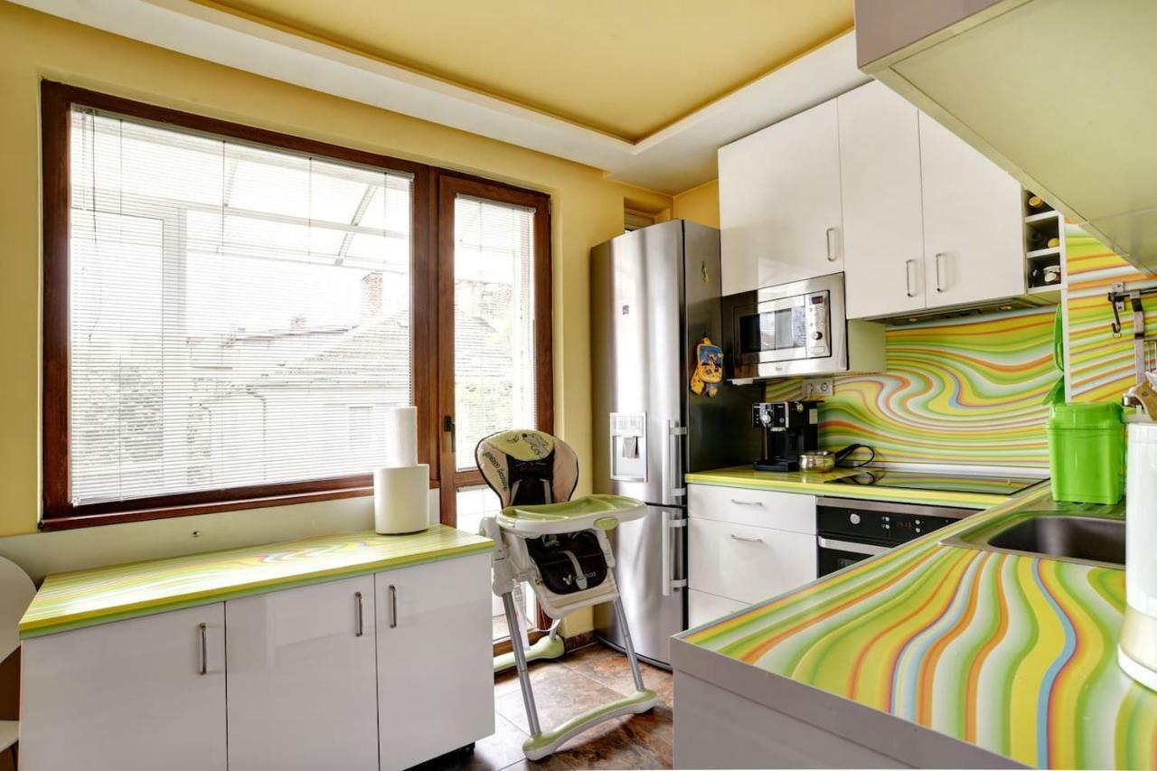 Spacious And Stylish Apartment In The Heart Of Sofia Plus Parking المظهر الخارجي الصورة